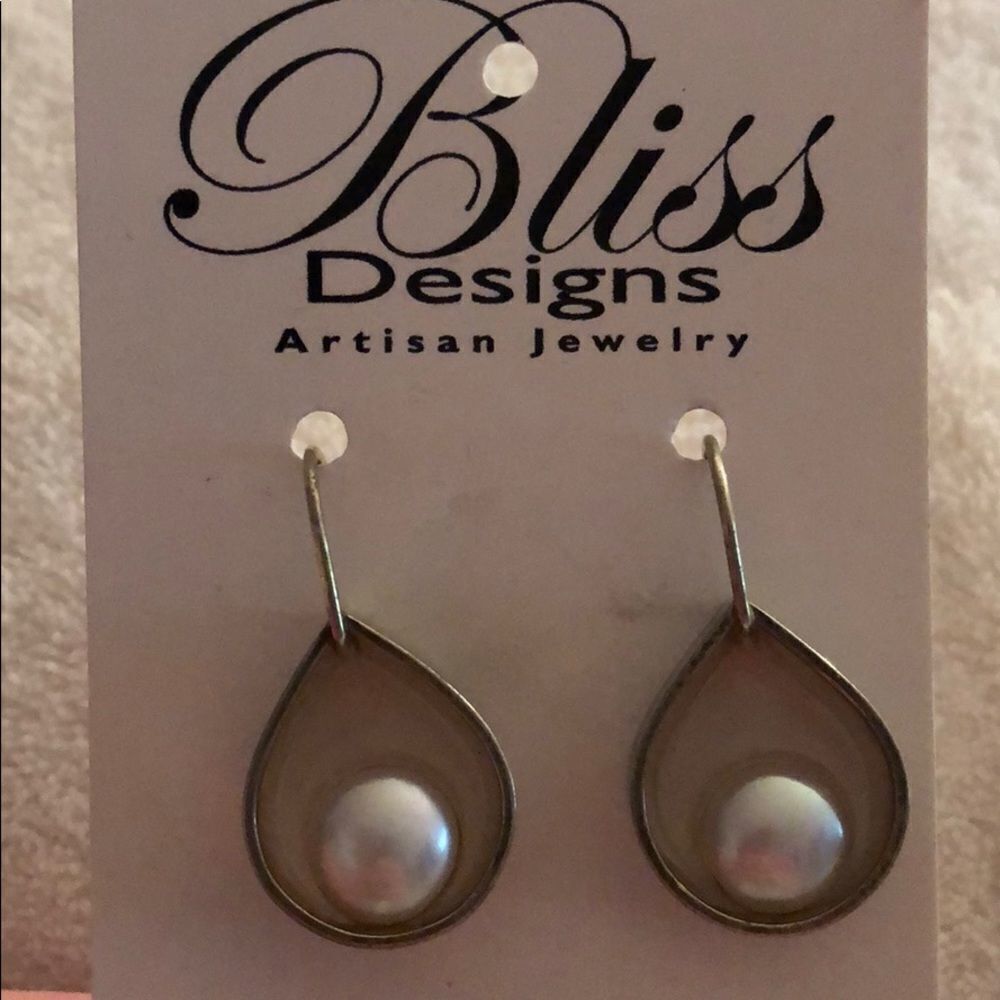 Argentium Silver Droplet Earrings